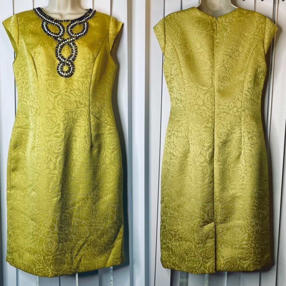 Jones New York SZ 10 Sleeveless Gold Sheath Dress, jeweled front
